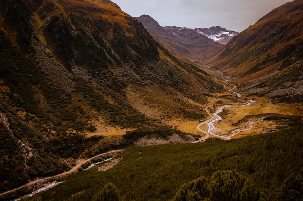 Autumn valley, Susch