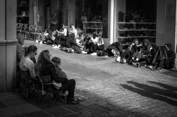 Waiting for the procession, Granada